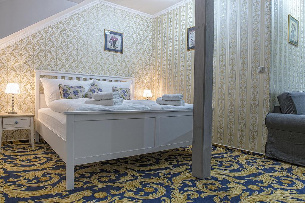 Hotel Pod Branou Бардіїв Номер фото