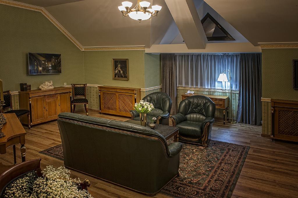 Hotel Pod Branou Бардіїв Номер фото